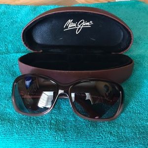 Maui Jim MJ214 Pearl City sunglasses